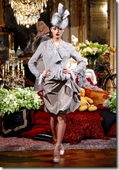 Wearable Trends: John Galliano Ready-To-Wear Fall 2011, Paris Fashion Week